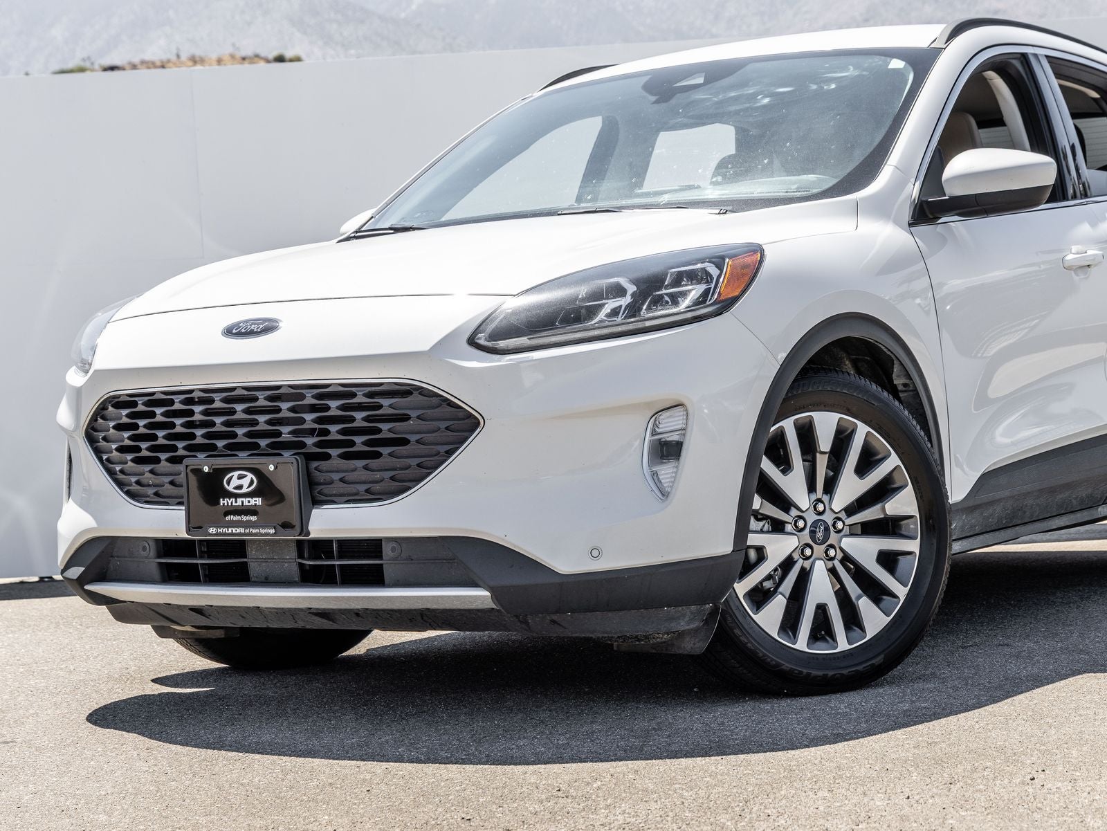 2022 Ford Escape Titanium Hybrid