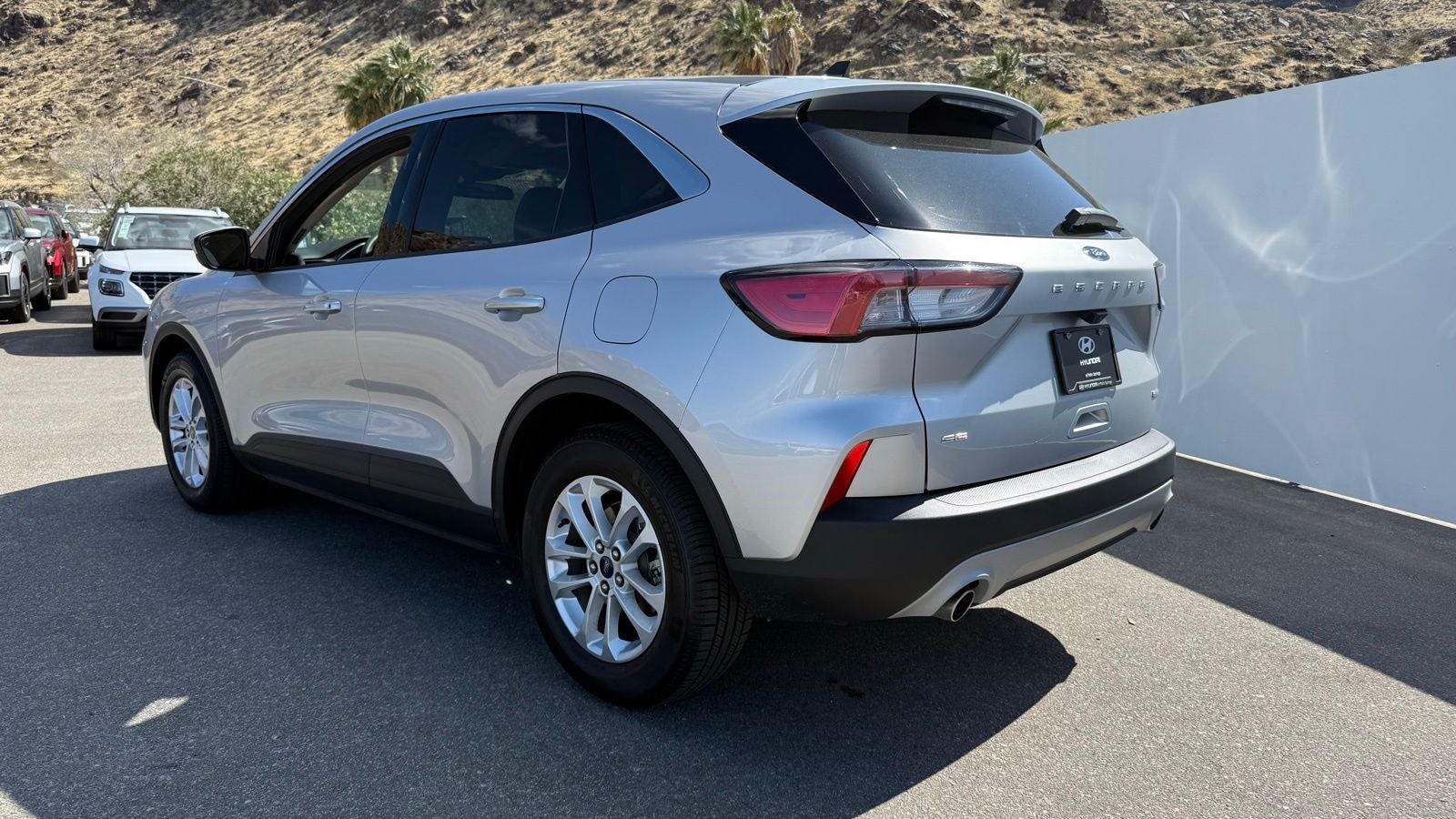 2020 Ford Escape SE