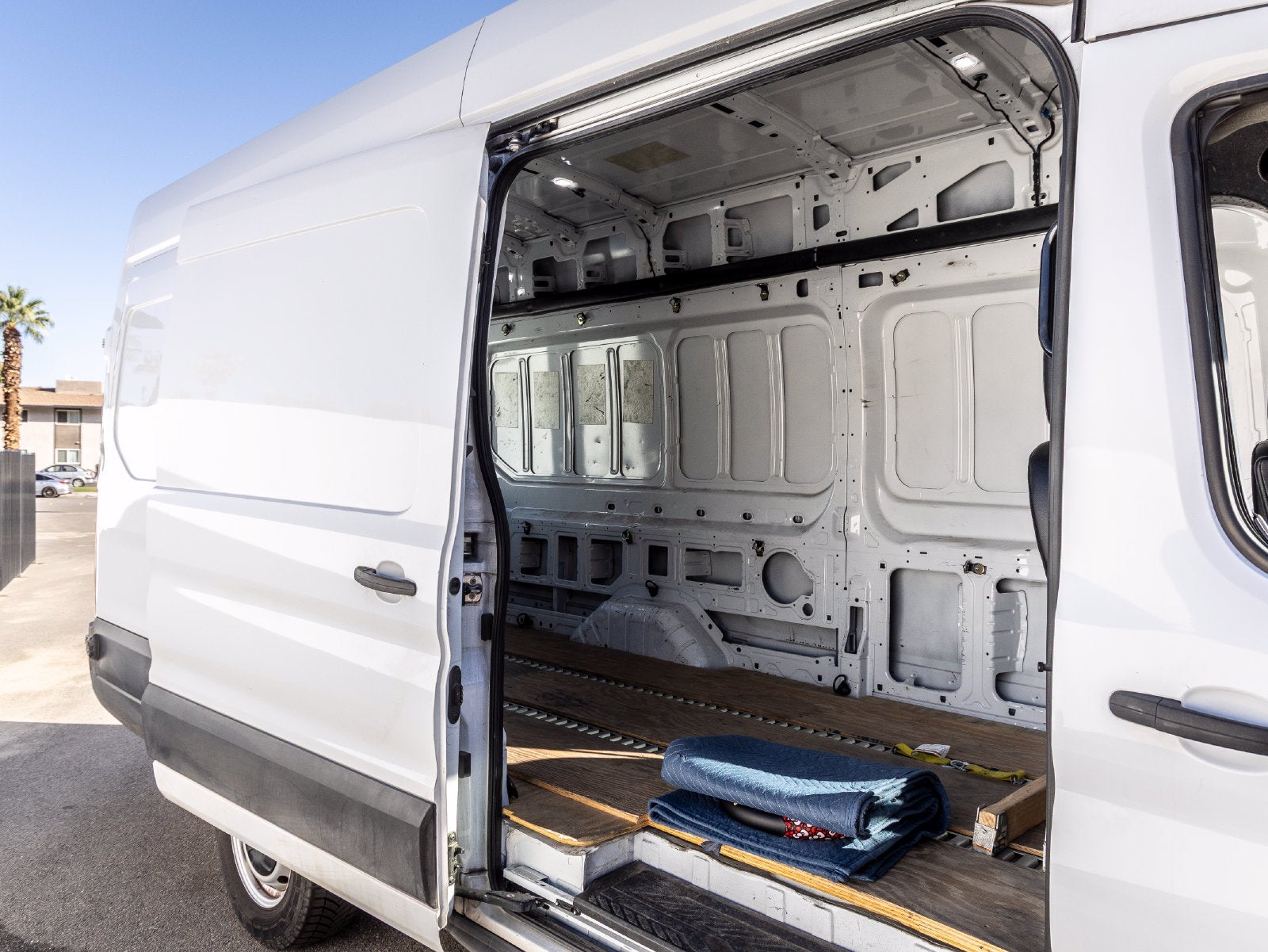 2020 Ford Transit-250 Base