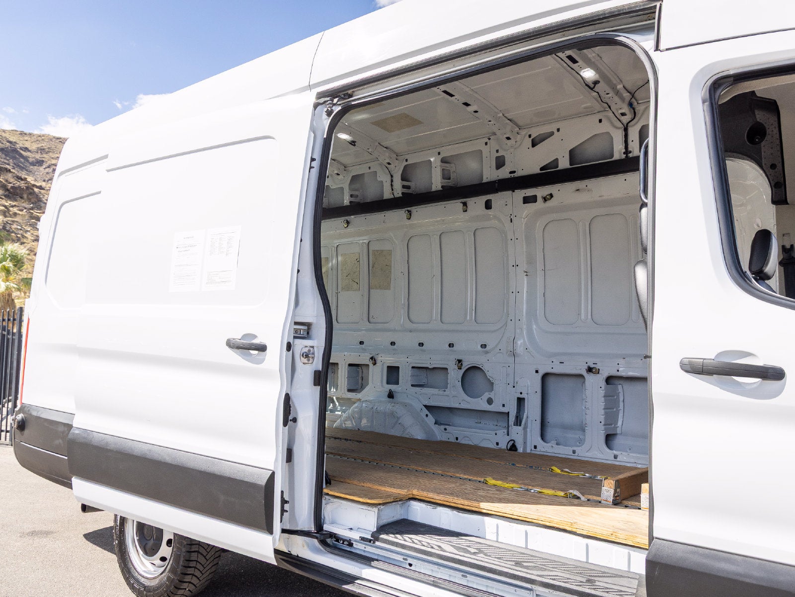 2020 Ford Transit-250 Base