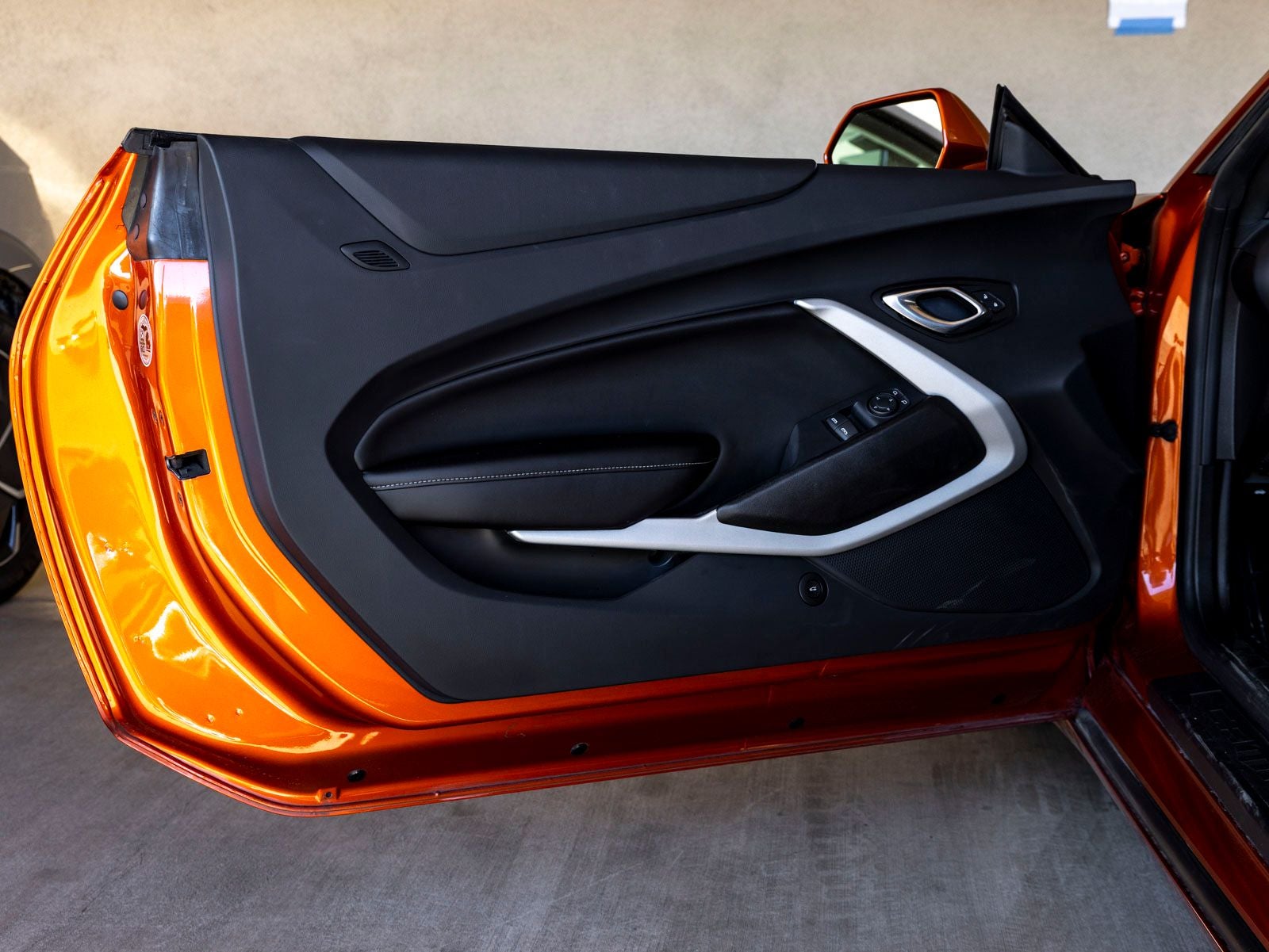 2023 Chevrolet Camaro 1LS