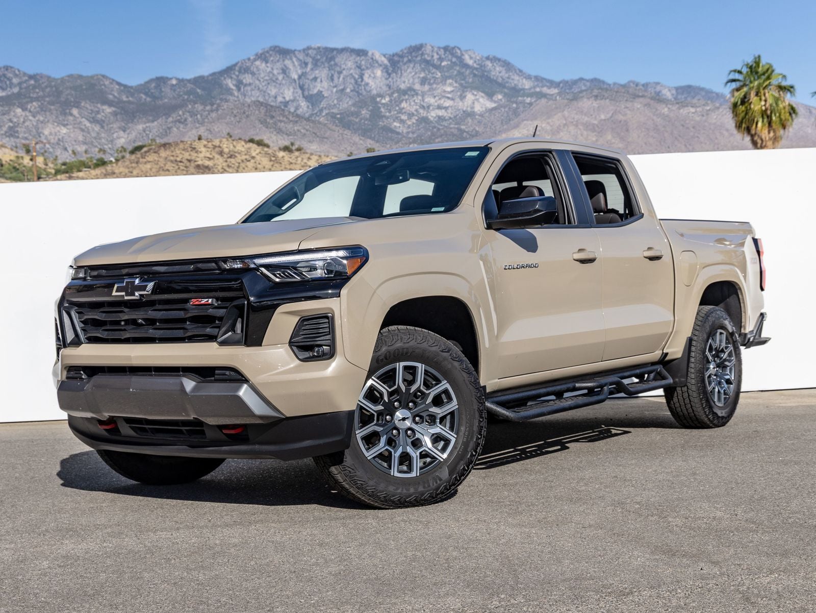 2023 Chevrolet Colorado 4WD Z71 Crew Cab Short Box's photo