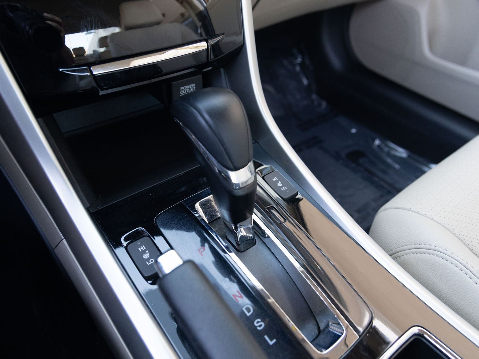2016 Honda Accord EX-L w/Navigation and Honda Sensing
