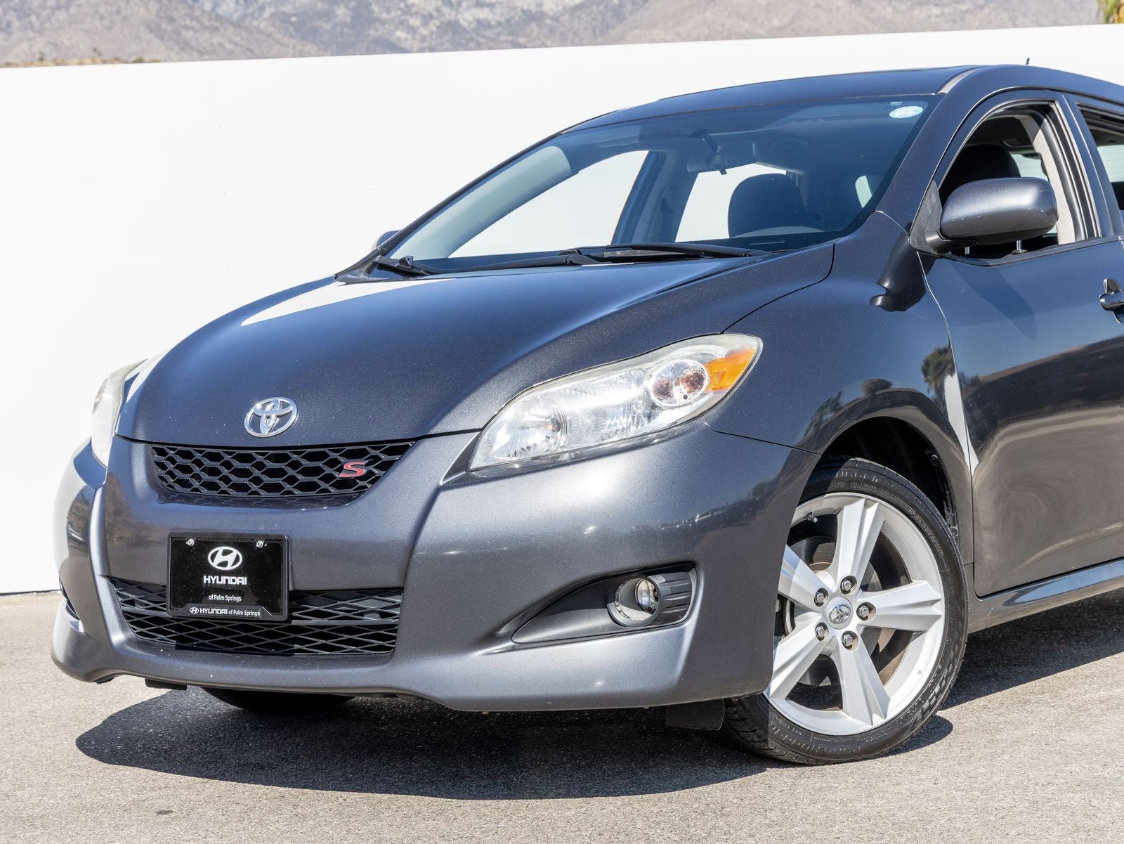 Used 2010 Toyota Matrix S with VIN 2T1KE4EE5AC038207 for sale in Palm Springs, CA