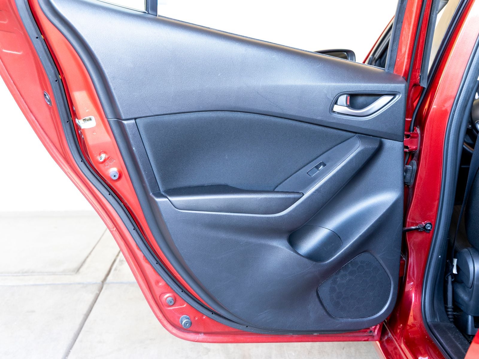 2016 Mazda Mazda3 i Sport