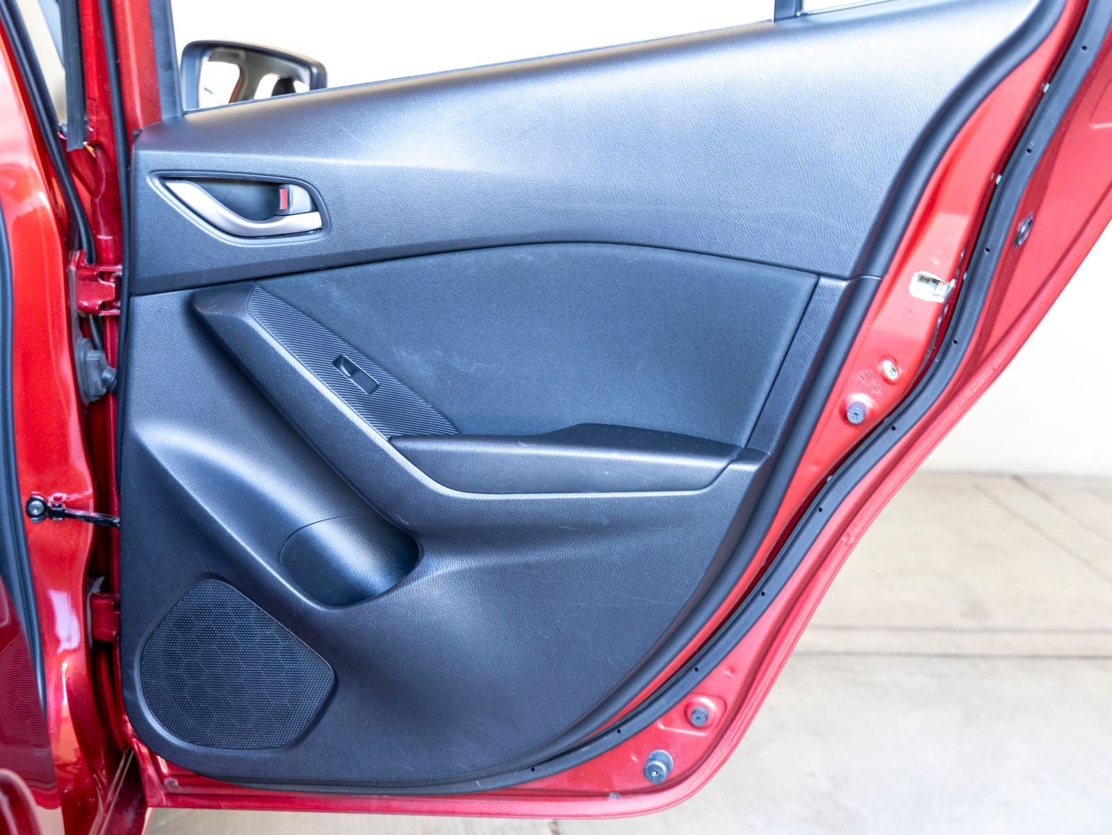 2016 Mazda Mazda3 i Sport