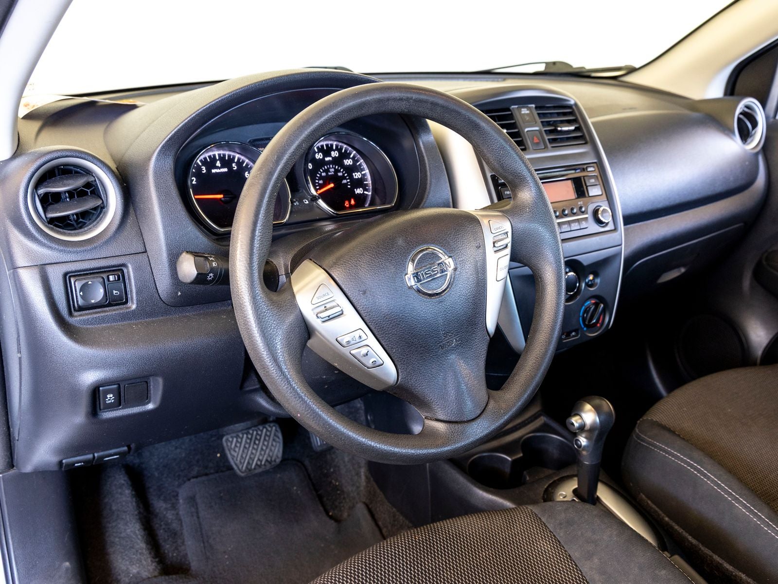 2016 Nissan Versa 1.6 SV