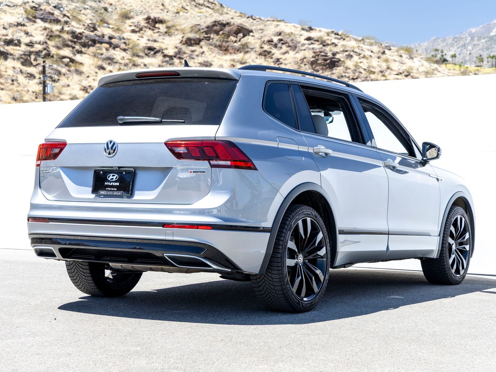 2020 Volkswagen Tiguan 2.0T SE R-Line Black 4Motion