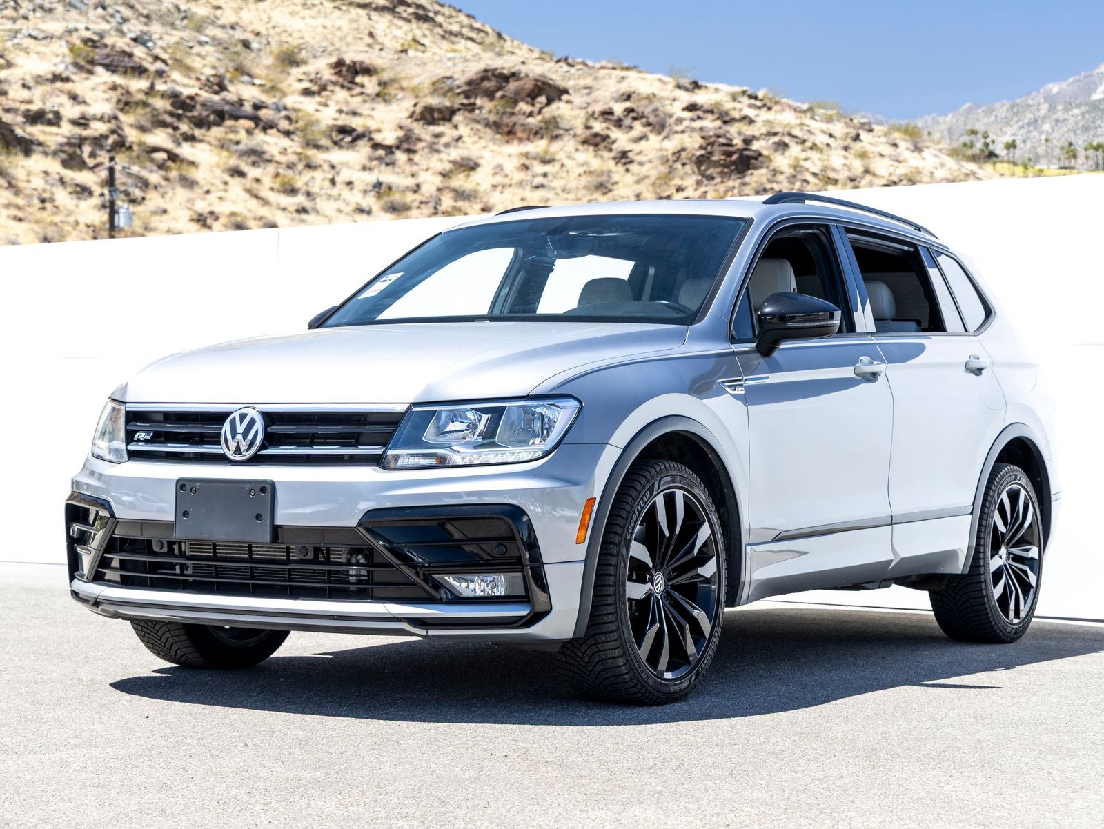 2020 Volkswagen Tiguan 2.0T SE R-Line Black 4Motion