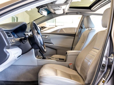 2016 Toyota Camry Hybrid XLE