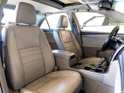 2016 Toyota Camry Hybrid XLE