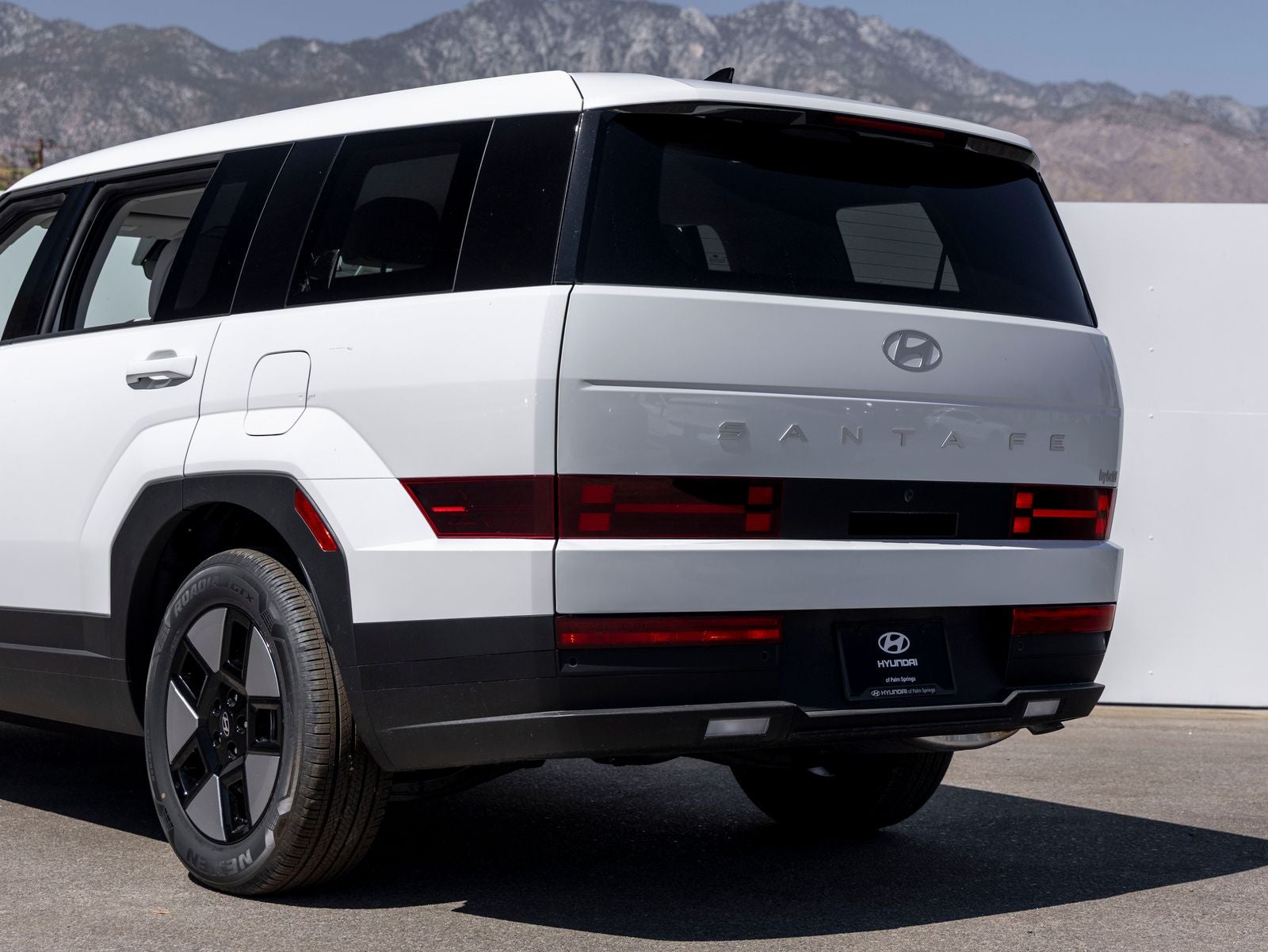2026 Hyundai SANTA FE HYBRID SE