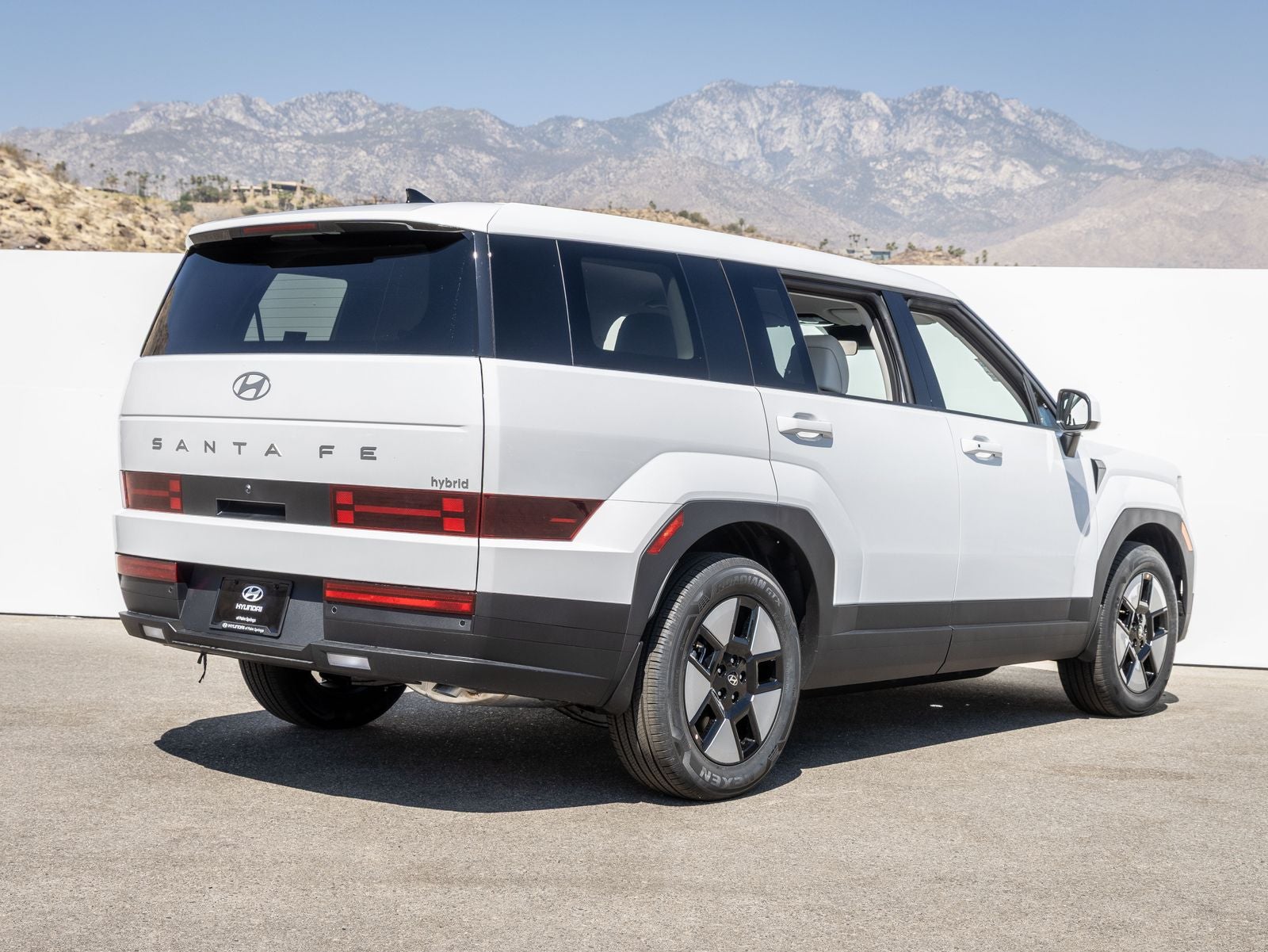 2026 Hyundai SANTA FE HYBRID SE