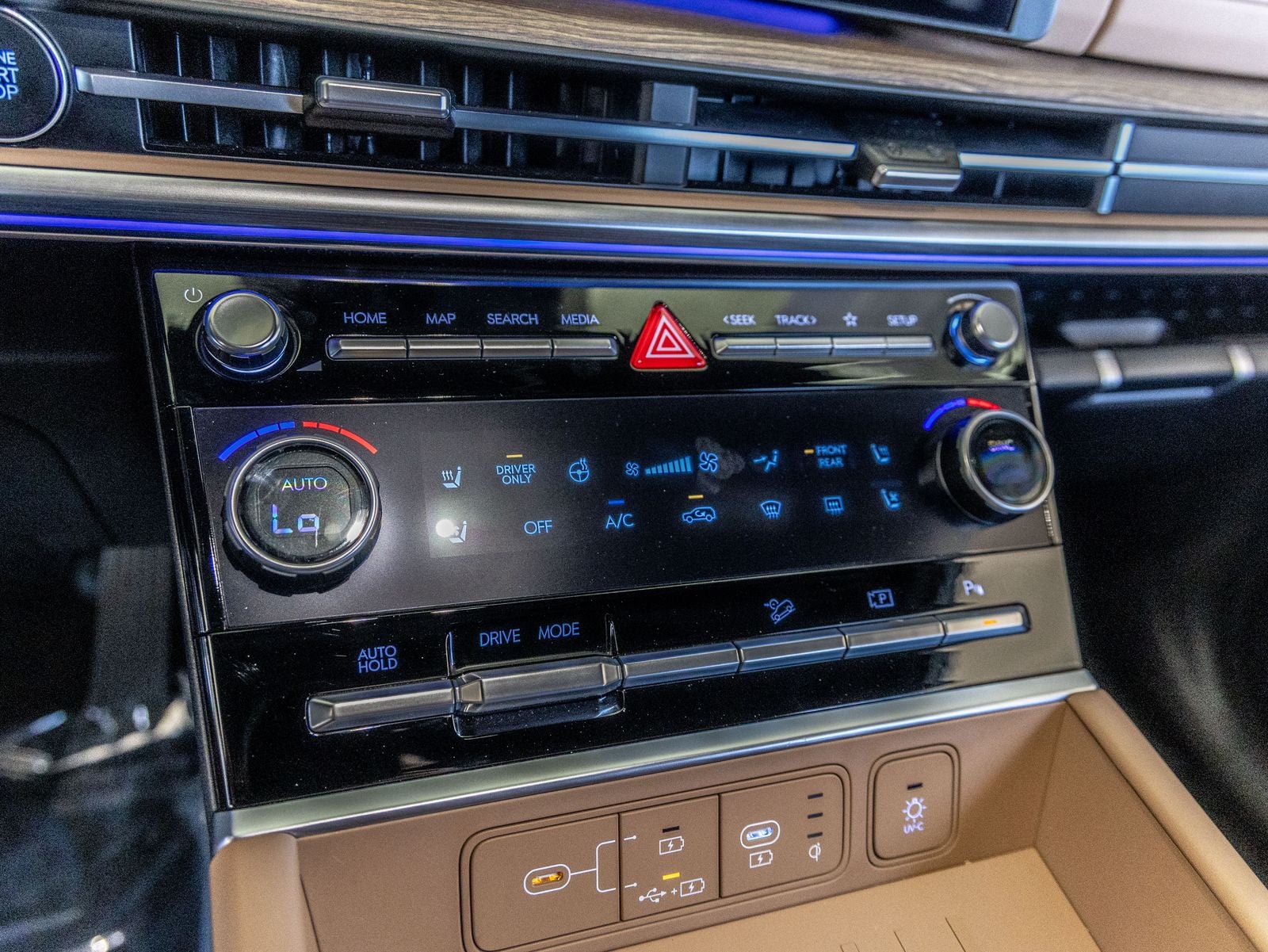 2025 Hyundai SANTA FE HYBRID Limited