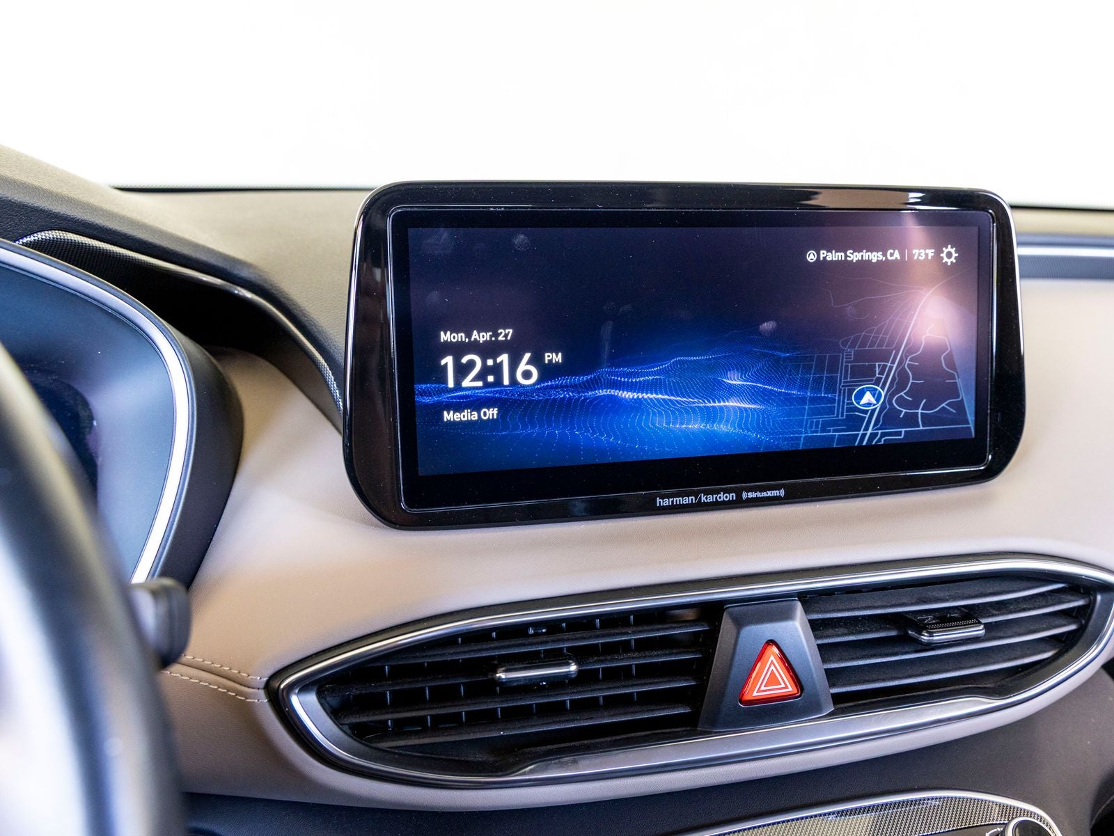 2023 Hyundai SANTA FE HYBRID SEL Premium