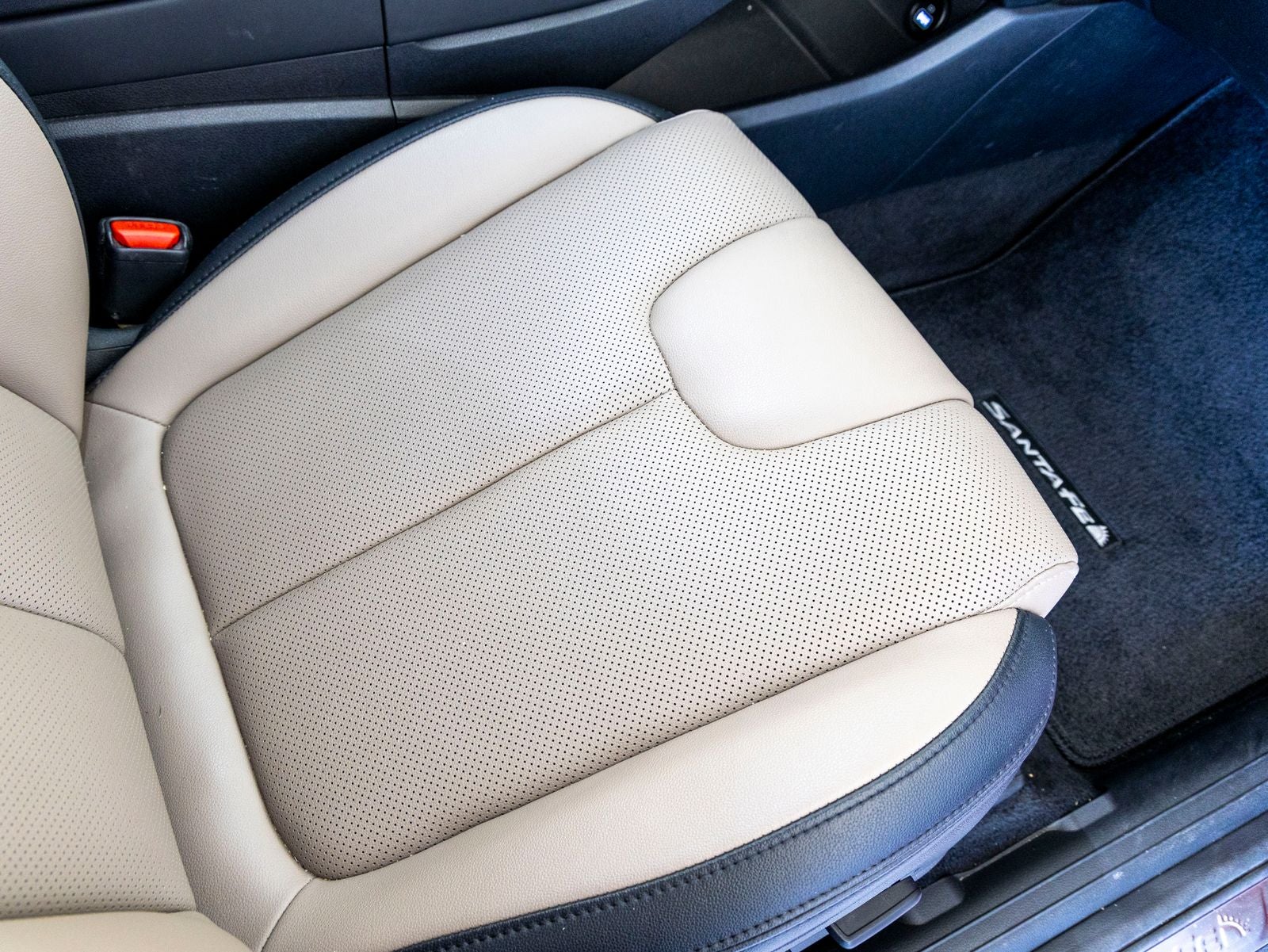 2023 Hyundai SANTA FE HYBRID SEL Premium