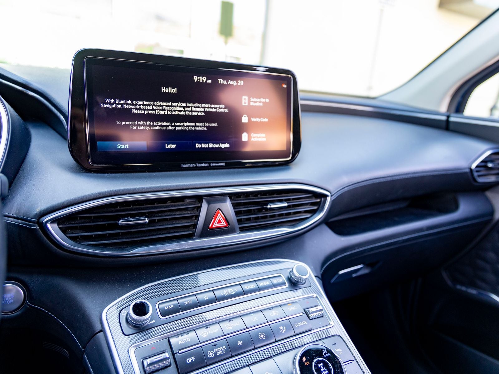 2023 Hyundai SANTA FE HYBRID SEL Premium