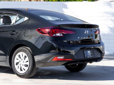 2020 Hyundai ELANTRA SE