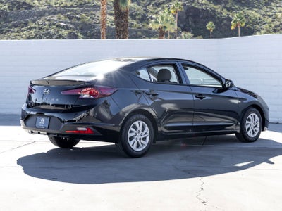 2020 Hyundai ELANTRA SE