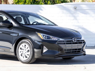 2020 Hyundai ELANTRA SE