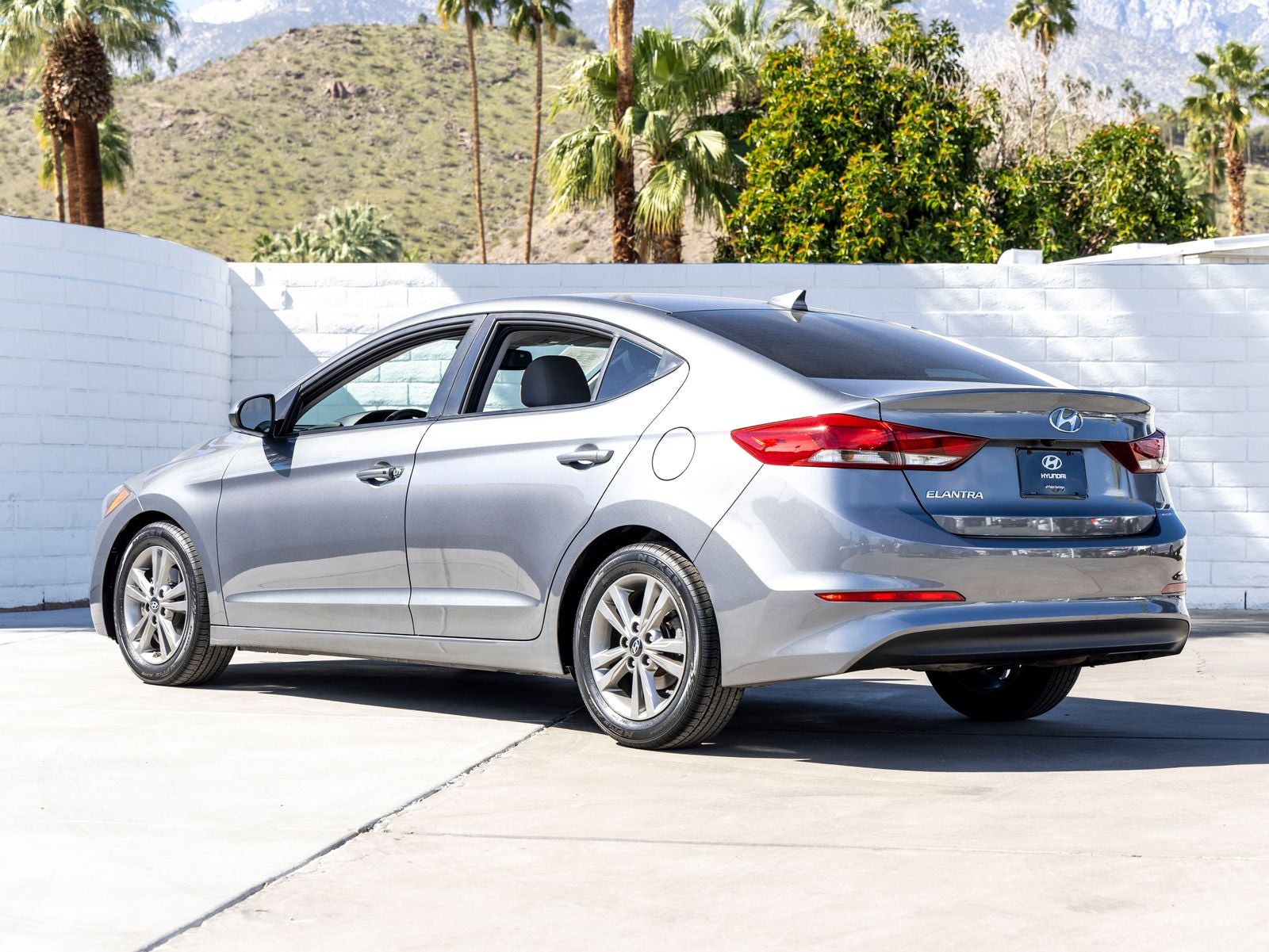 2018 Hyundai ELANTRA Value Edition