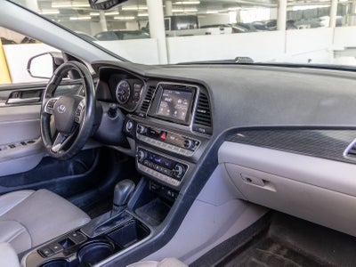 2019 Hyundai SONATA Limited
