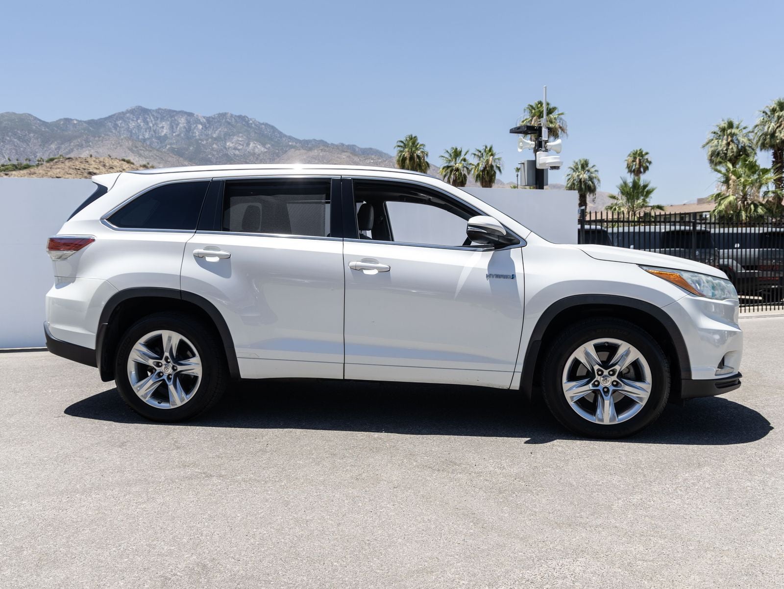 2015 Toyota Highlander Hybrid Limited Platinum