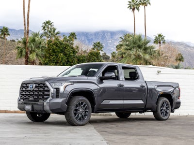 2022 Toyota Tundra Hybrid Platinum