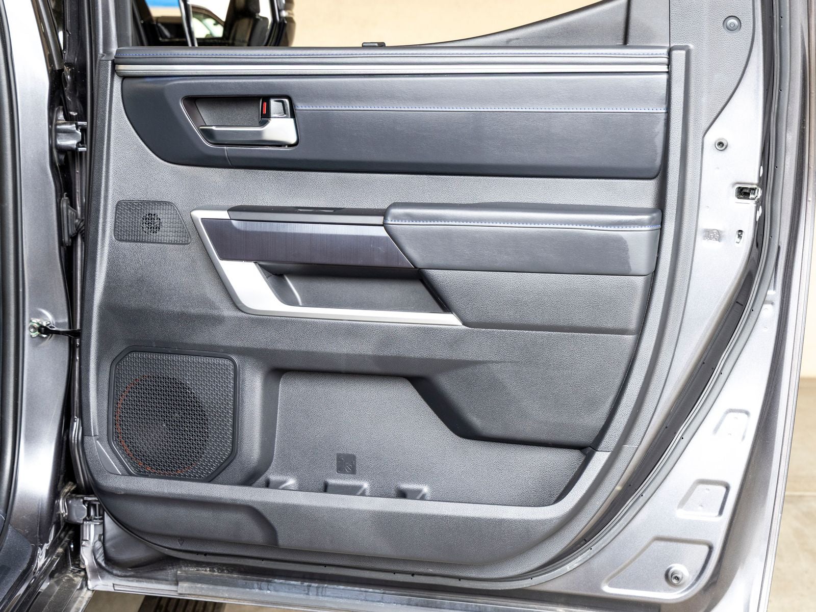 2022 Toyota Tundra Hybrid Platinum