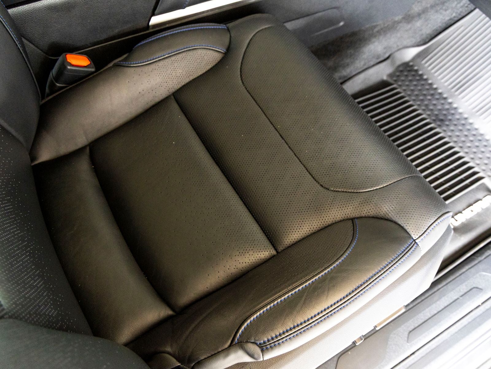 2022 Toyota Tundra Hybrid Platinum