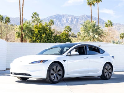 2025 Tesla Model 3 Long Range