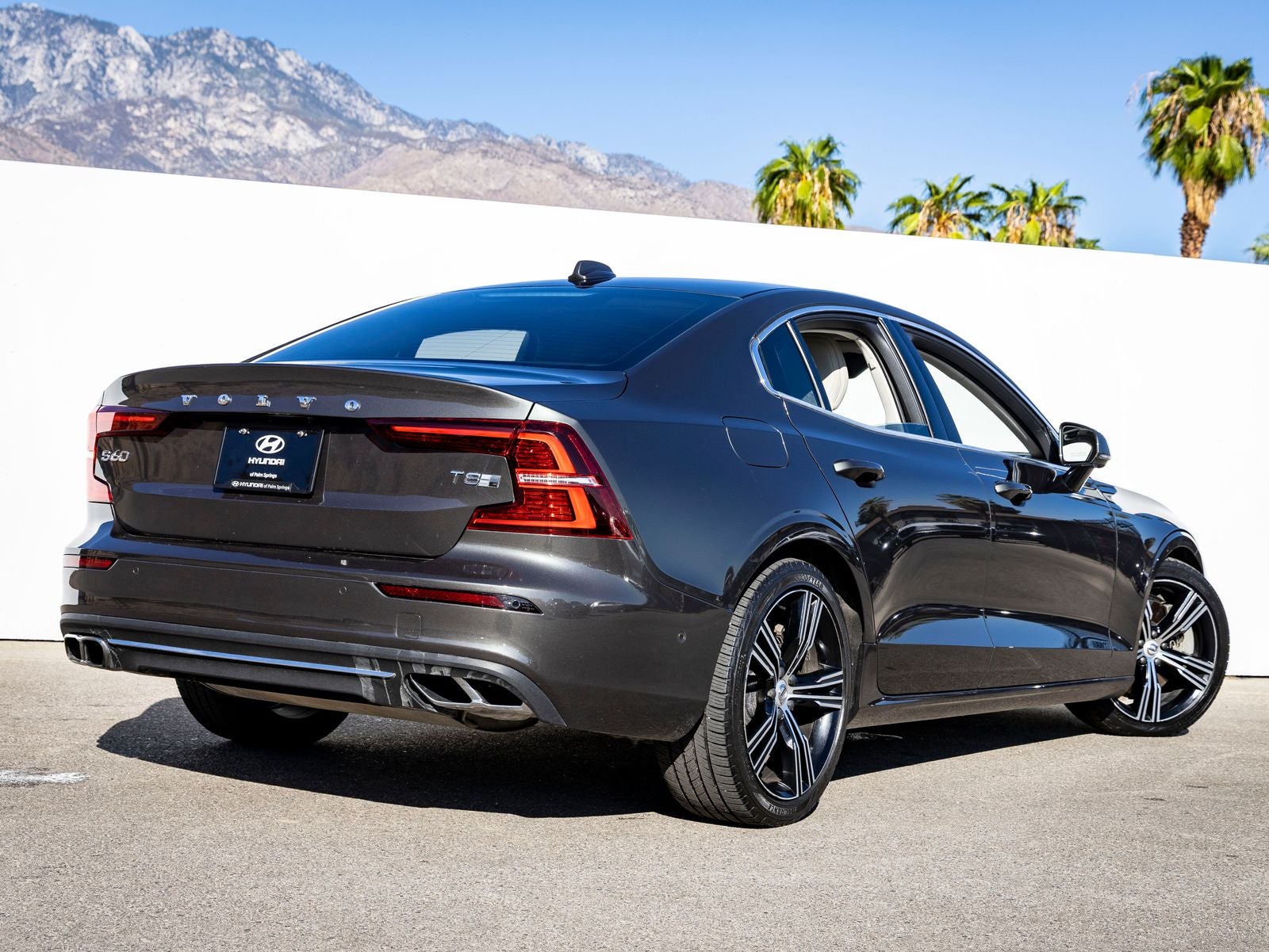 2019 Volvo S60 Hybrid T8 Inscription