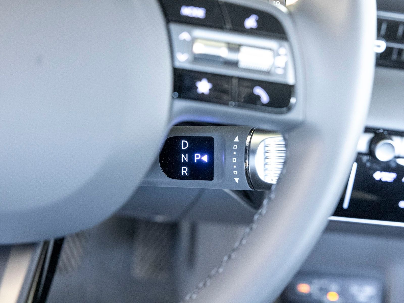 2025 Hyundai IONIQ 5 SE