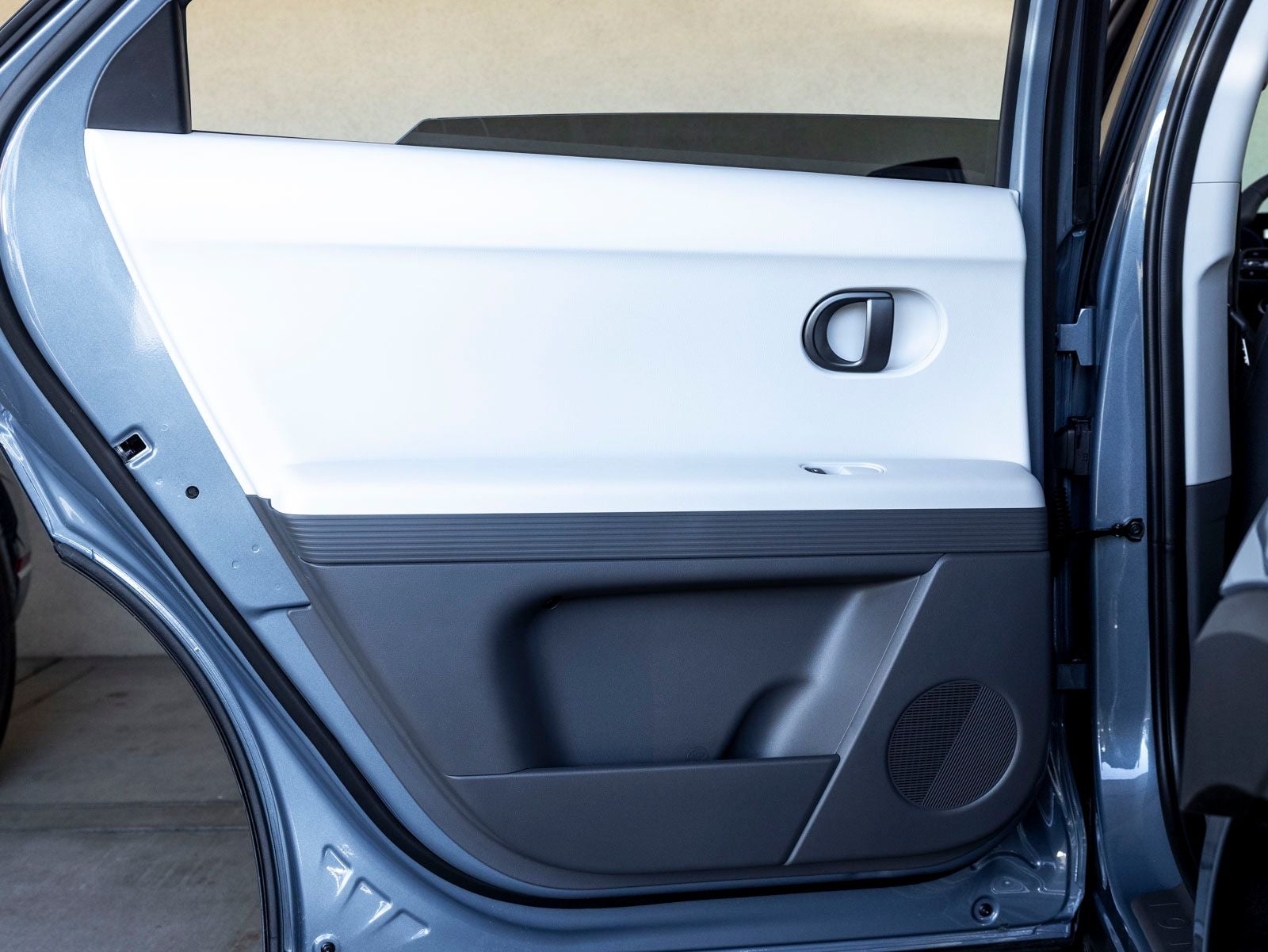 2025 Hyundai IONIQ 5 SE