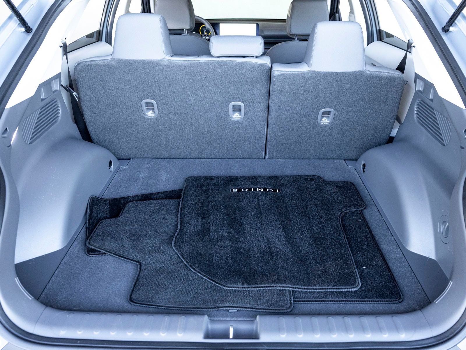 2025 Hyundai IONIQ 5 SE