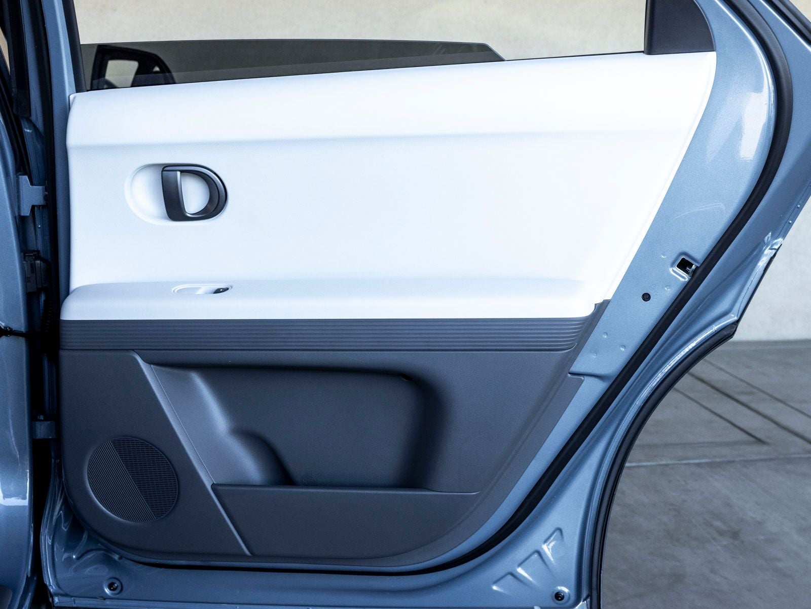 2025 Hyundai IONIQ 5 SE