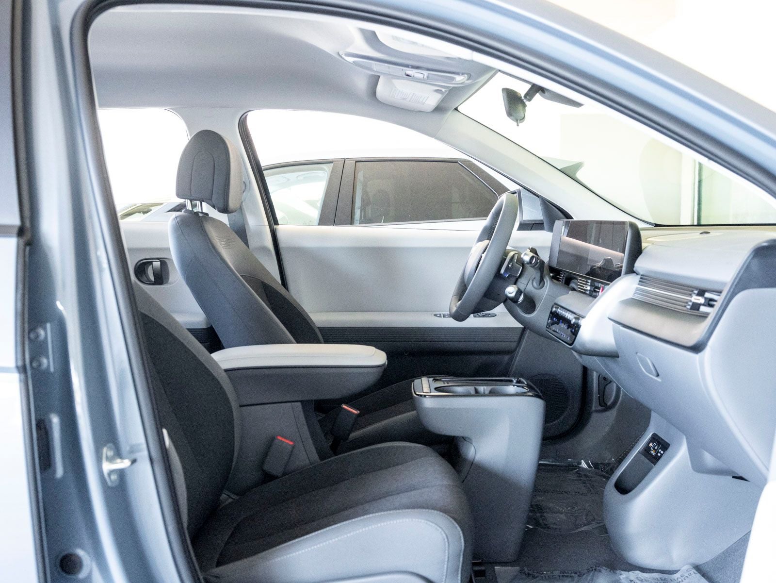 2025 Hyundai IONIQ 5 SE