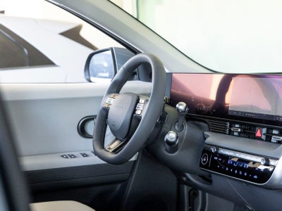 2025 Hyundai IONIQ 5 SE