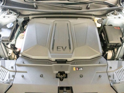 2025 Hyundai IONIQ 5 SE