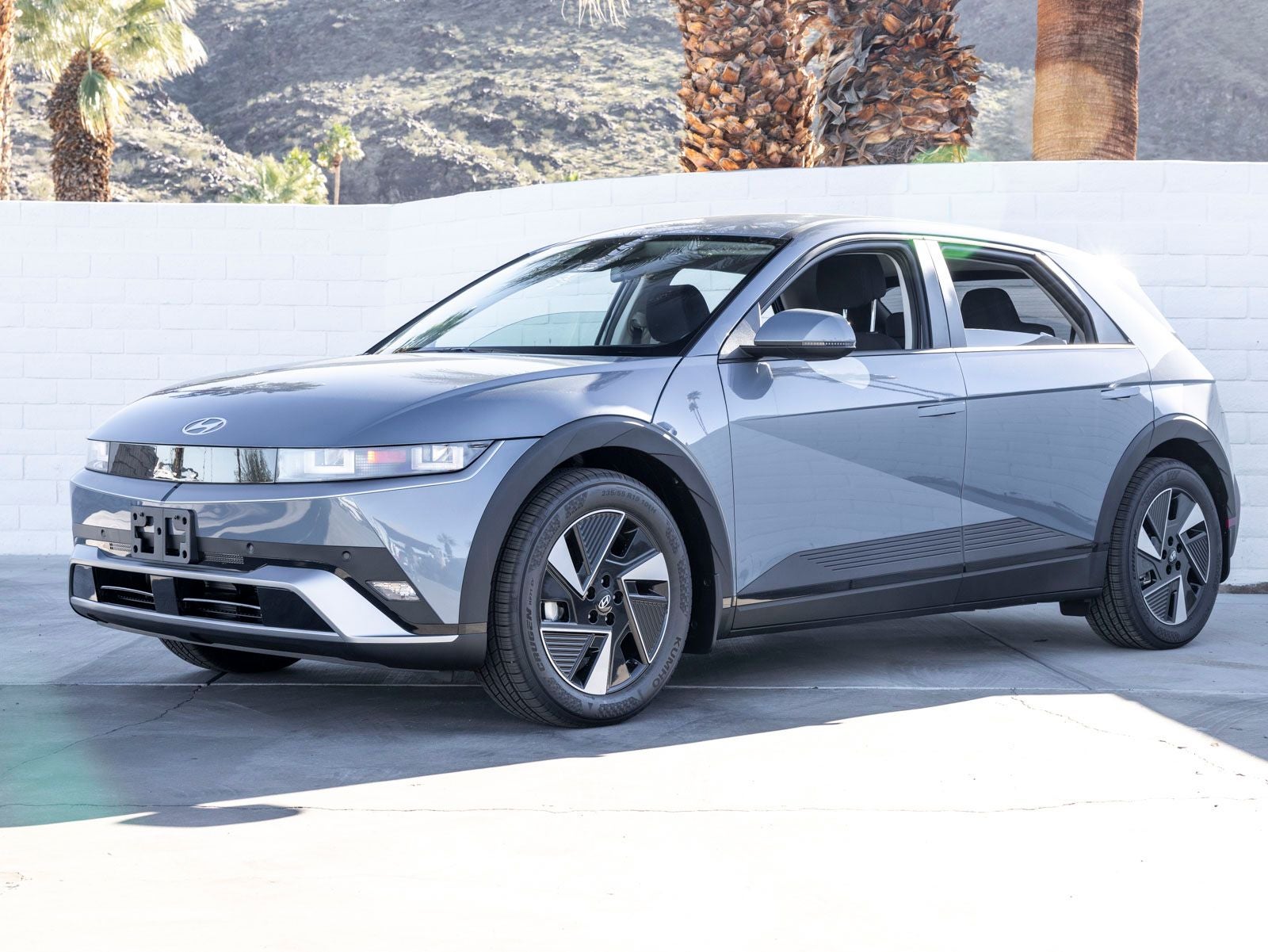 2026 Hyundai IONIQ 5 SE