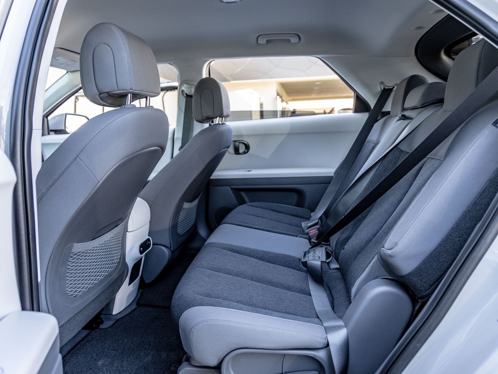 2026 Hyundai IONIQ 5 SE Standard Range
