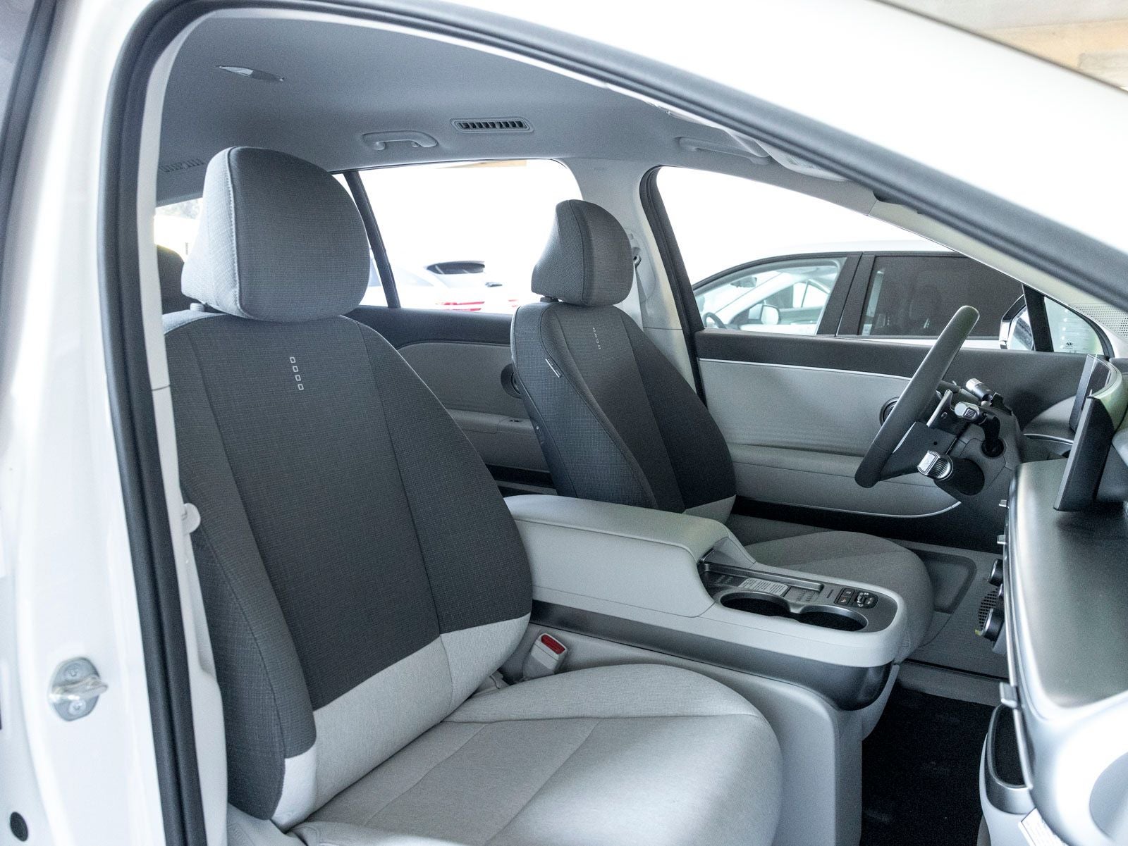 2026 Hyundai IONIQ 9 SE