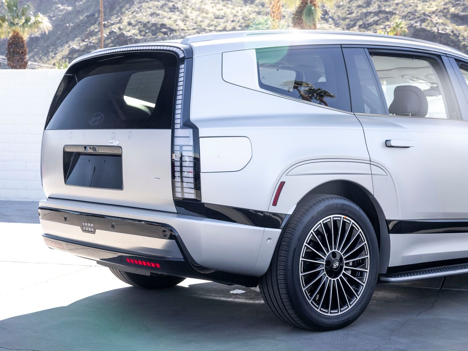 2026 Hyundai IONIQ 9 Performance Calligraphy Design