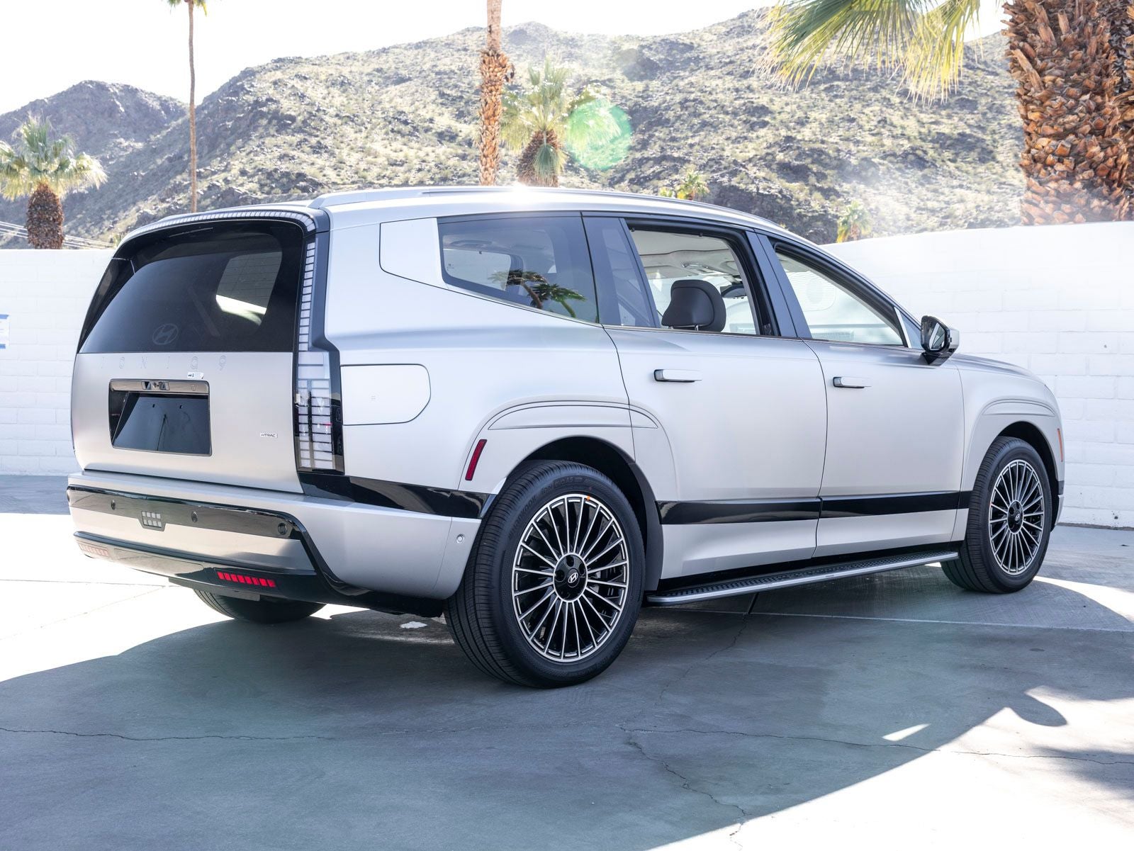 2026 Hyundai IONIQ 9 Performance Calligraphy Design