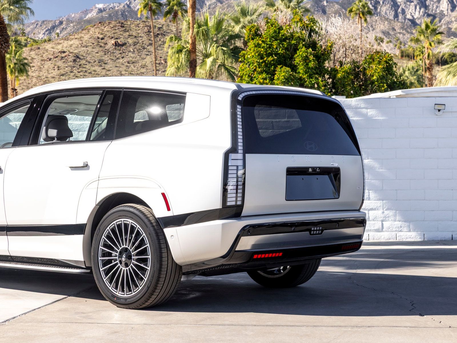 2026 Hyundai IONIQ 9 Performance Calligraphy Design