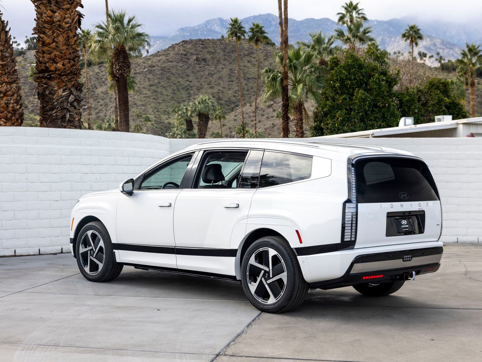 2026 Hyundai IONIQ 9 Performance Calligraphy