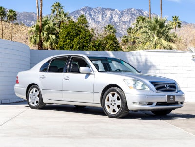 2004 Lexus LS 430