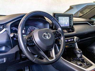 2022 Toyota RAV4 Hybrid SE
