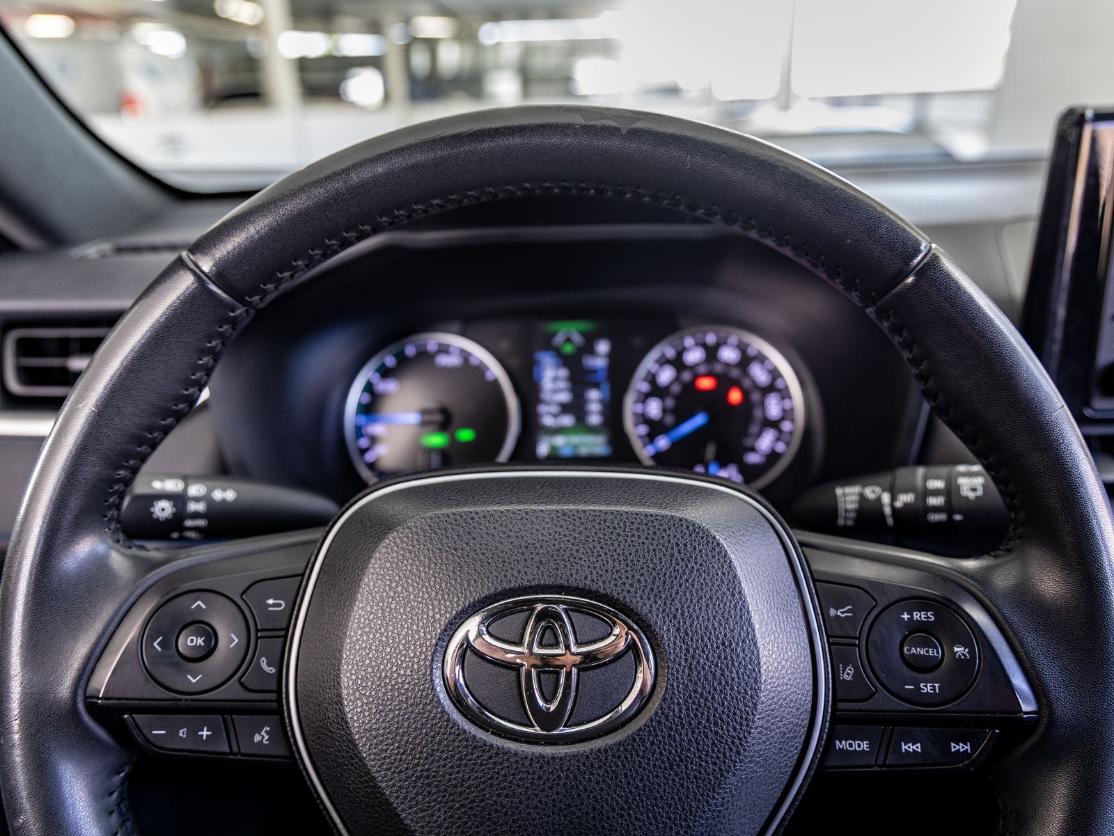 2022 Toyota RAV4 Hybrid SE
