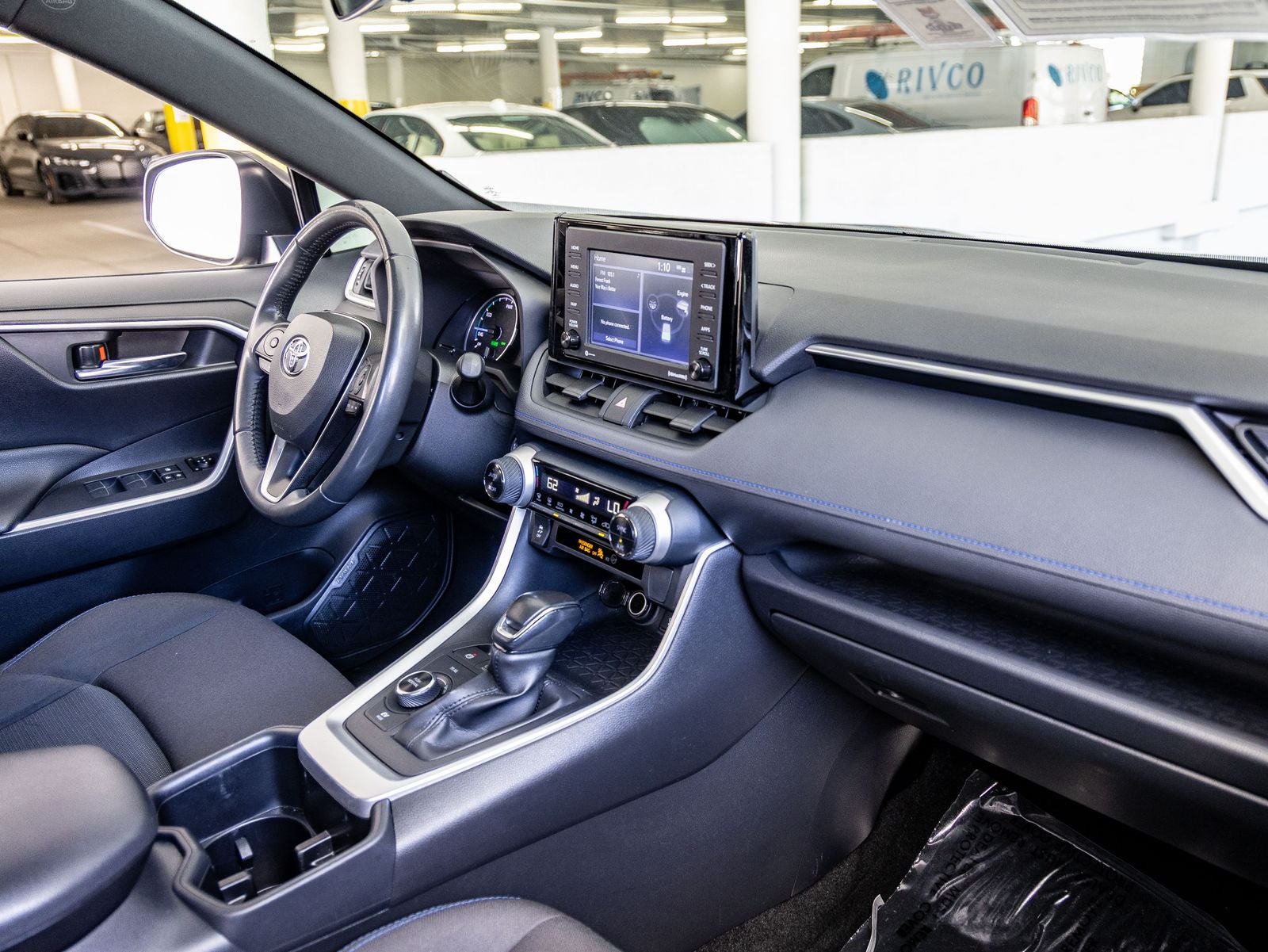 2022 Toyota RAV4 Hybrid SE